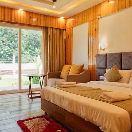 Qcent Woods Resort & Spa, Rishīkesh Buitenkant foto
