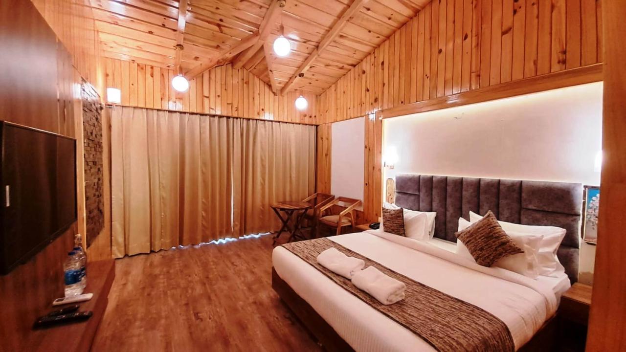 Qcent Woods Resort & Spa, Rishīkesh Buitenkant foto