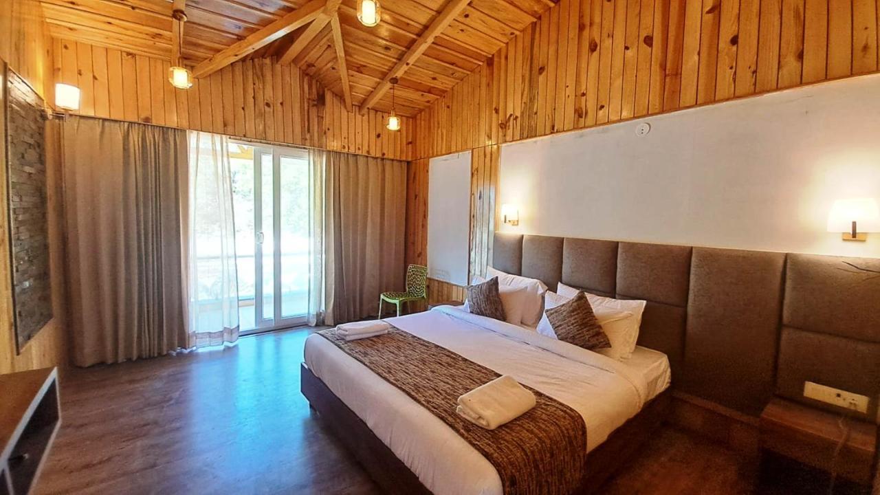 Qcent Woods Resort & Spa, Rishīkesh Buitenkant foto