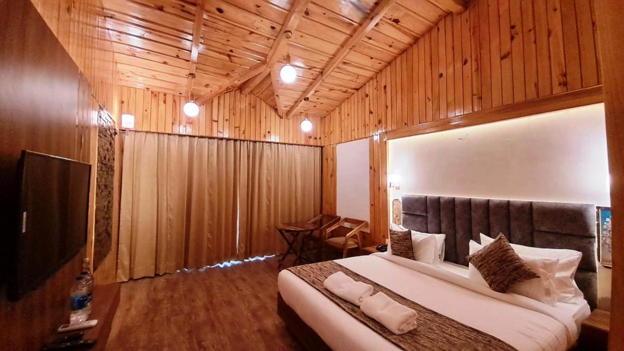 Qcent Woods Resort & Spa, Rishīkesh Buitenkant foto