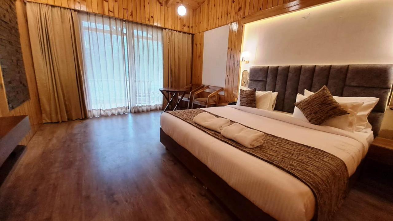 Qcent Woods Resort & Spa, Rishīkesh Buitenkant foto